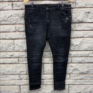 Women’s Skinny Jeans - Black Button-Fly Skinny Jeans